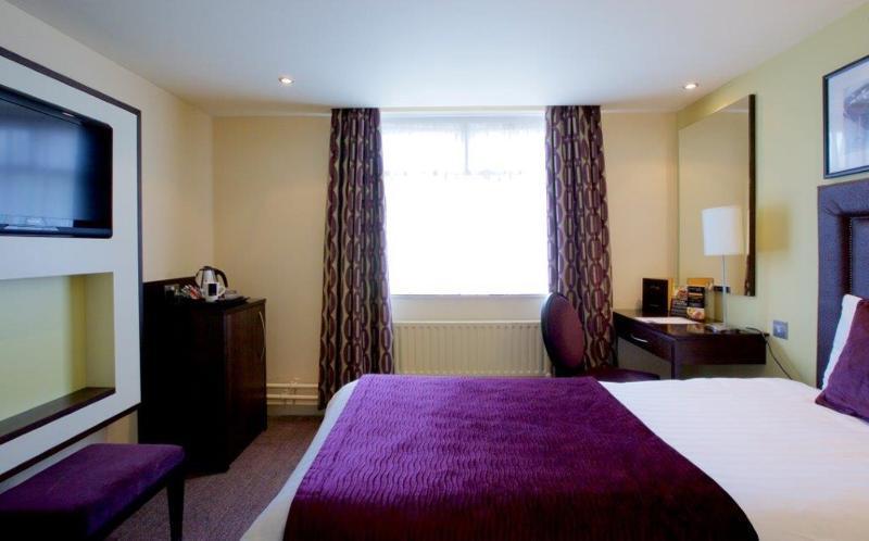 Manchester Airport Stanley Hotel, BW Signature Collection Хэндфорт Экстерьер фото